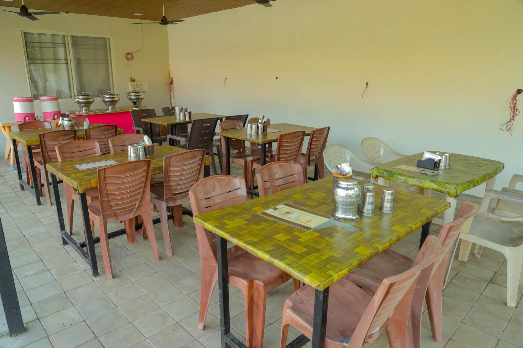 Mandav Hills Resort & Film City Mandu  Exterior photo