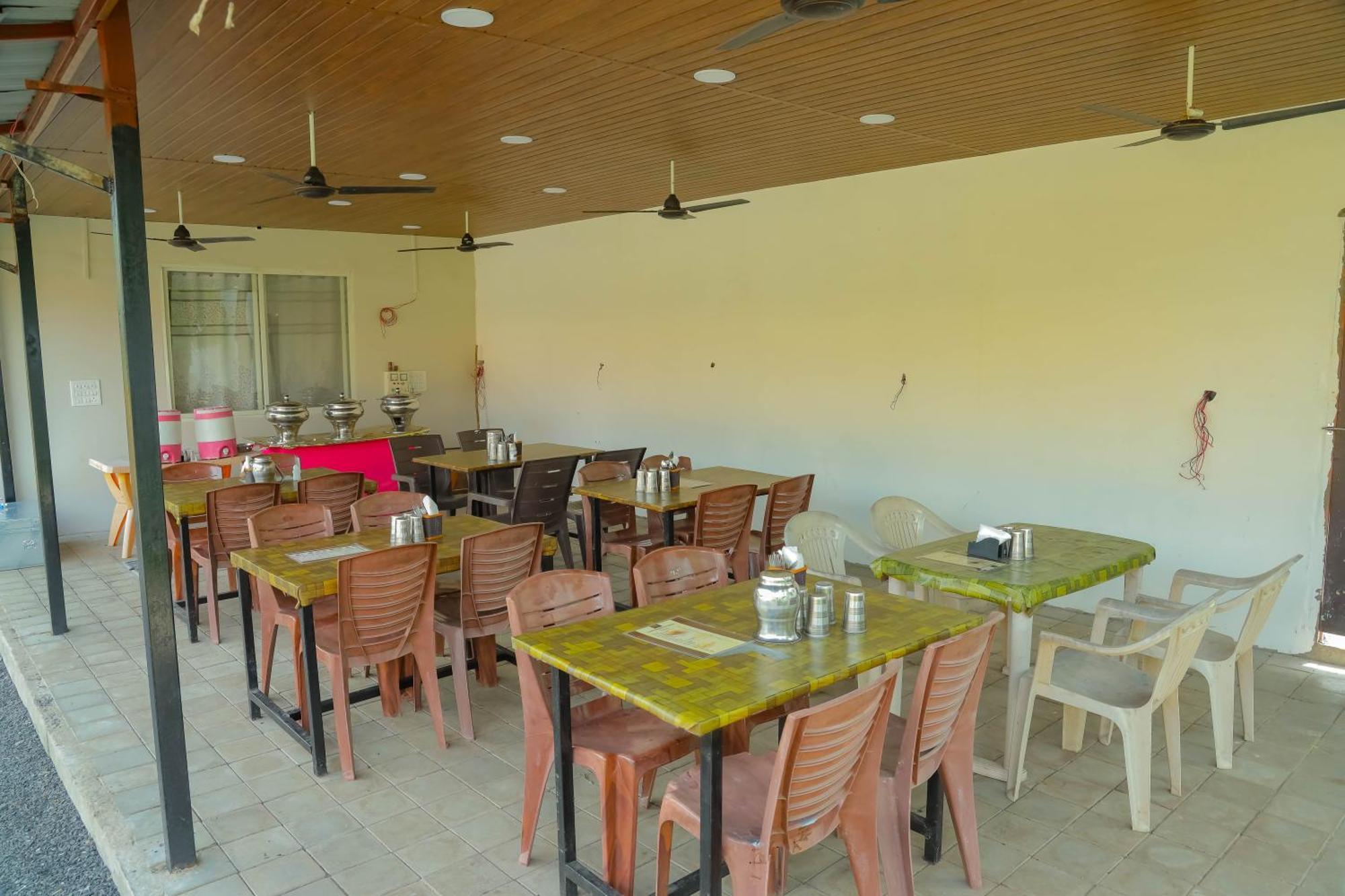 Mandav Hills Resort & Film City Mandu  Exterior photo