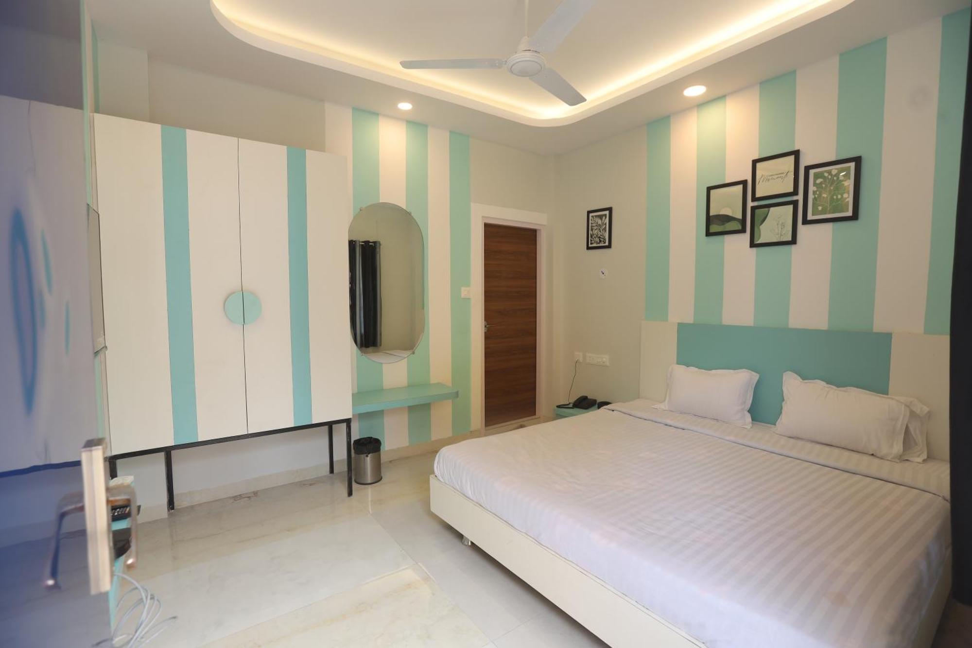 Mandav Hills Resort & Film City Mandu  Exterior photo
