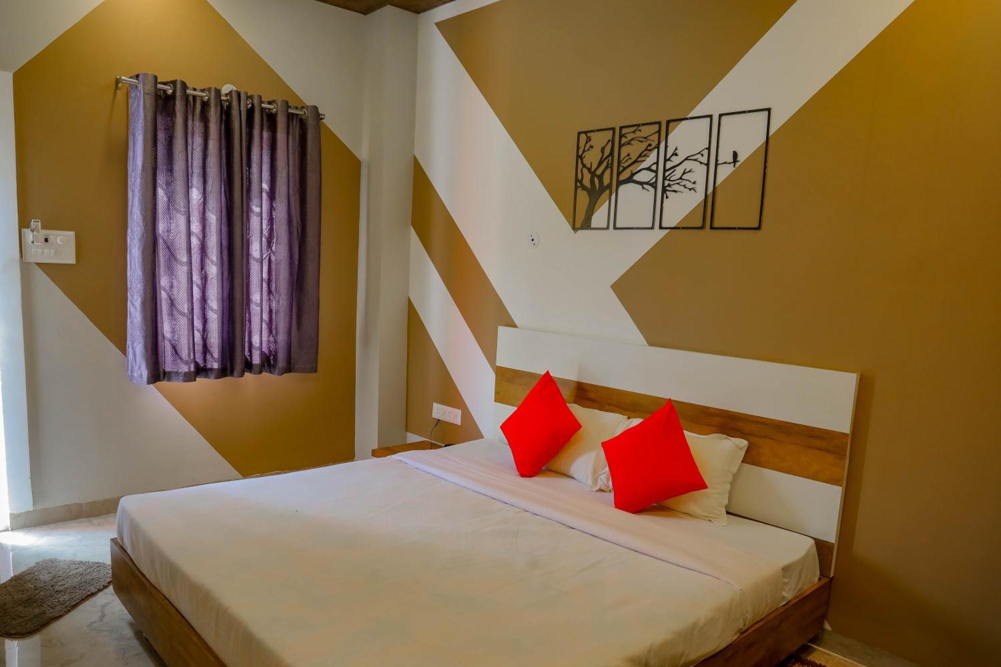 Mandav Hills Resort & Film City Mandu  Exterior photo
