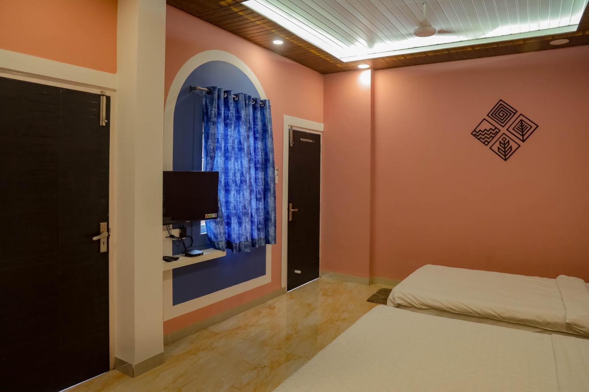 Mandav Hills Resort & Film City Mandu  Exterior photo